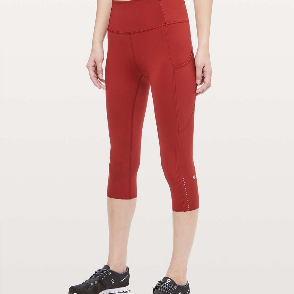 lululemon Fast & Free Crop Nulux 19”
